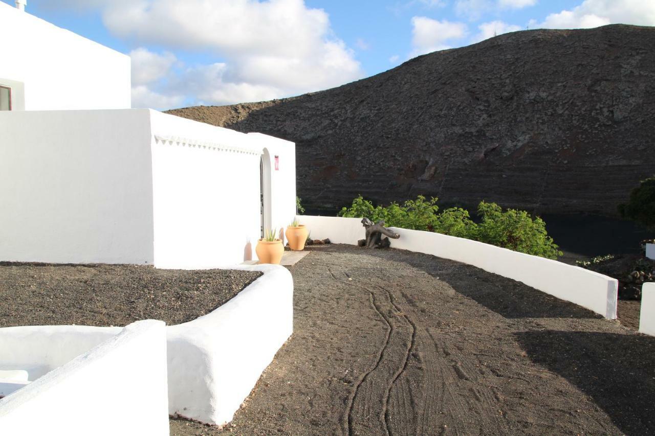 Casa Caldera Guiguan Villa ตินาโค ภายนอก รูปภาพ