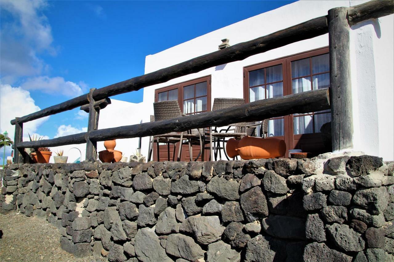 Casa Caldera Guiguan Villa ตินาโค ภายนอก รูปภาพ